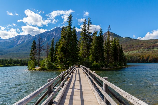 Pyramid Lake