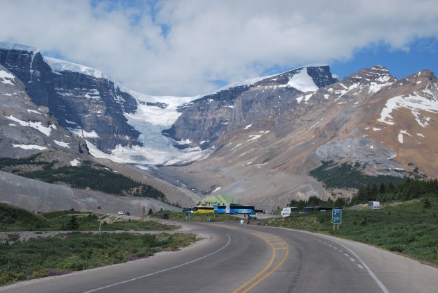 Naar de Athabasca Glacier