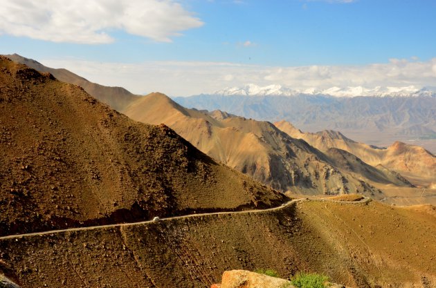 Van Leh naar de Khardongla Pass.