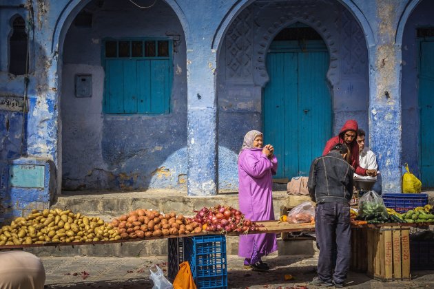 Kramen met fruit in Chefchaouen