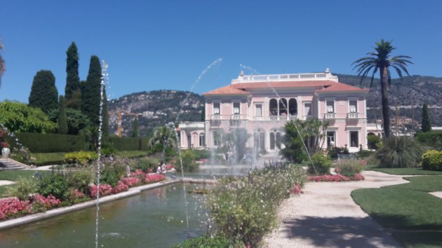 even cultuur opsnuiven in de Villa Ephrussi de Rothchild