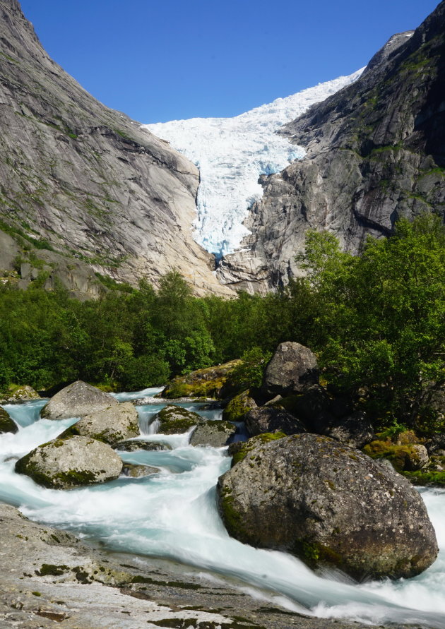 Briksdalbreen