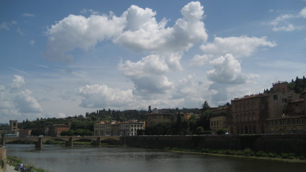 Arno door Florence