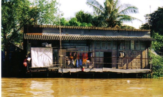 Huis aan Mekong