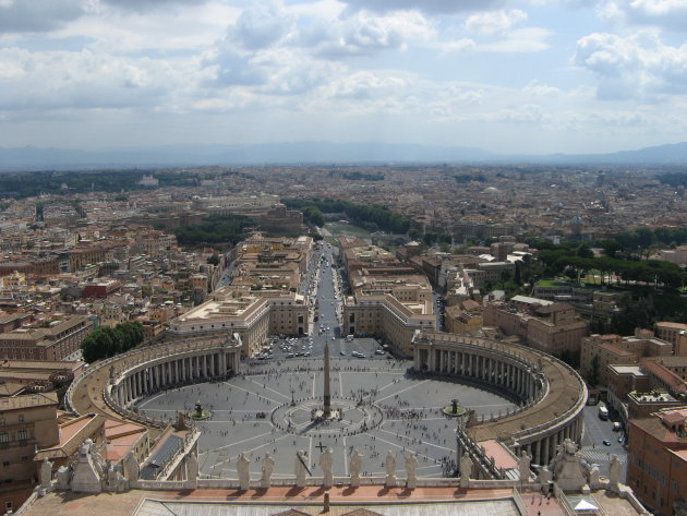 Uitzicht over de Piazza San Pietro