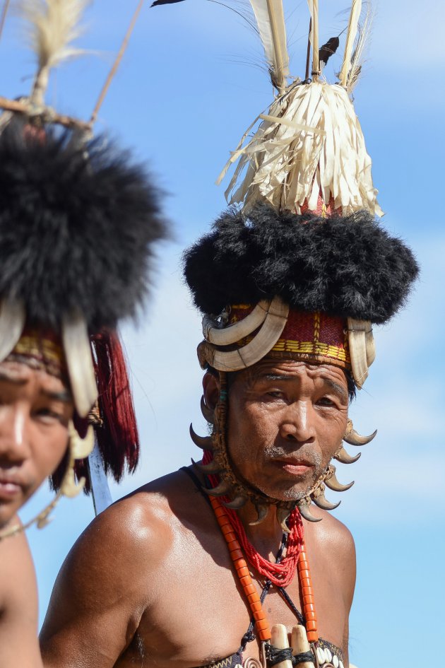 Khiamniungan in traditioneel kostuum op het Hornbill Festival.