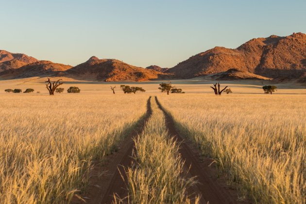 Sundowner in het Kanaan N/a`an ku sê Desert Retreat