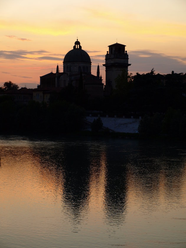 verona by night