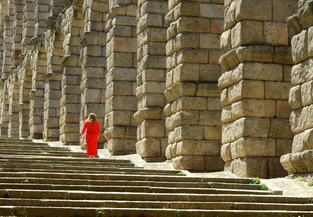 Orange lady from Segovia