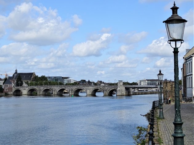 St Servaasbrug over de Maas.