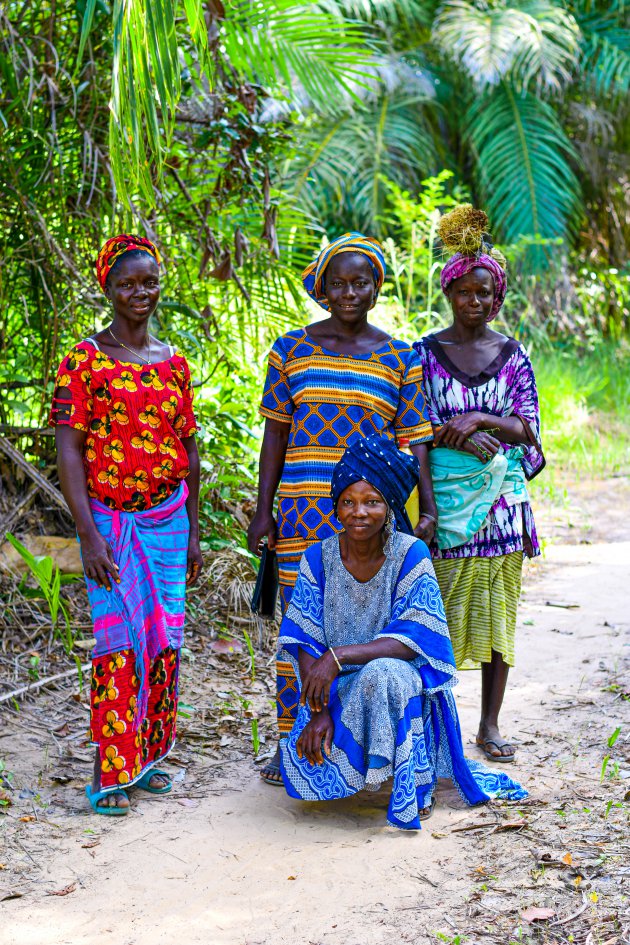 Dorp in Senegal, Mlomp, bezoeken waar geen wegen naartoe leiden