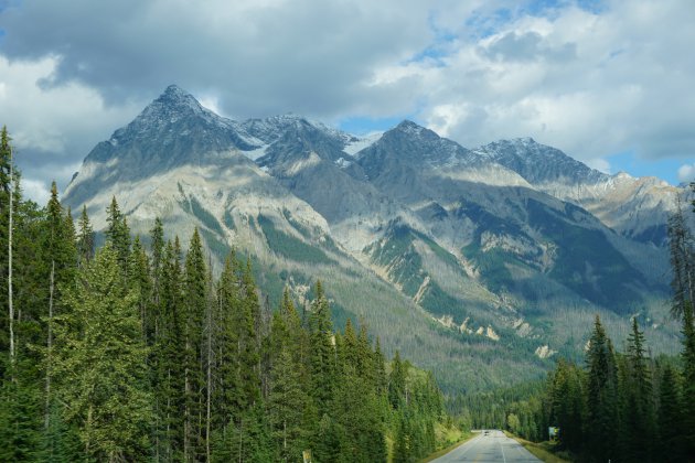 Rijden door de Canadese Rocky's