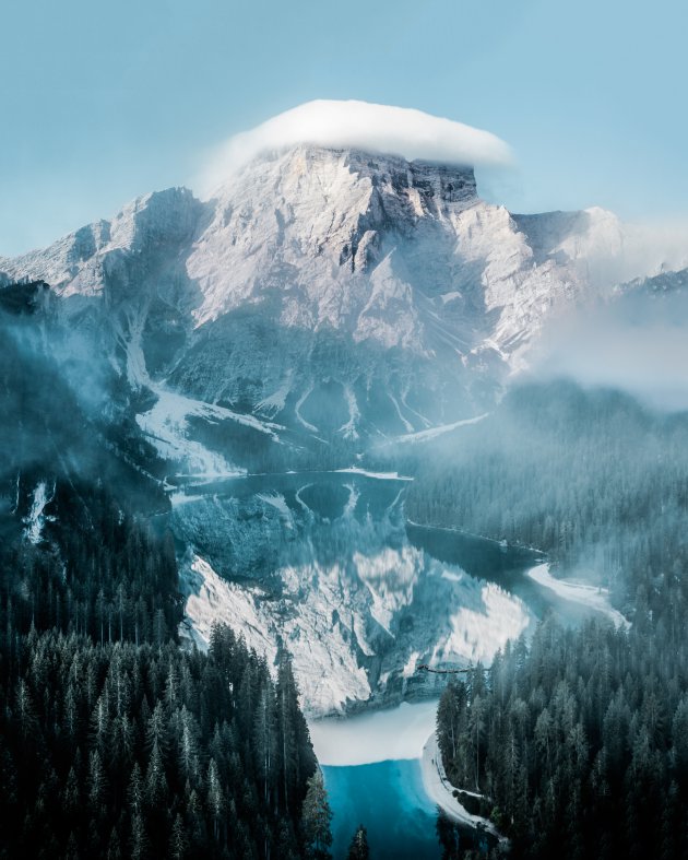 Lago di Braies reflecties