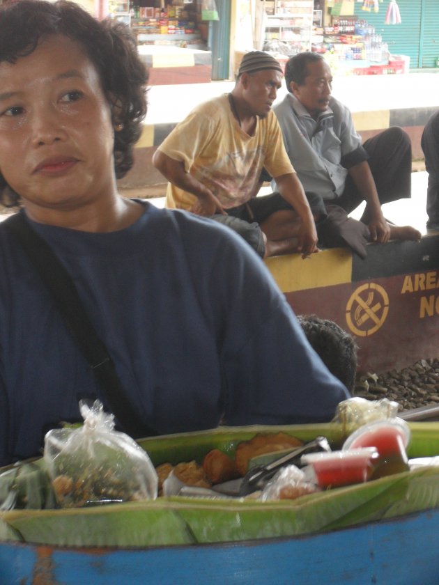 Per trein naar Yogyakarta