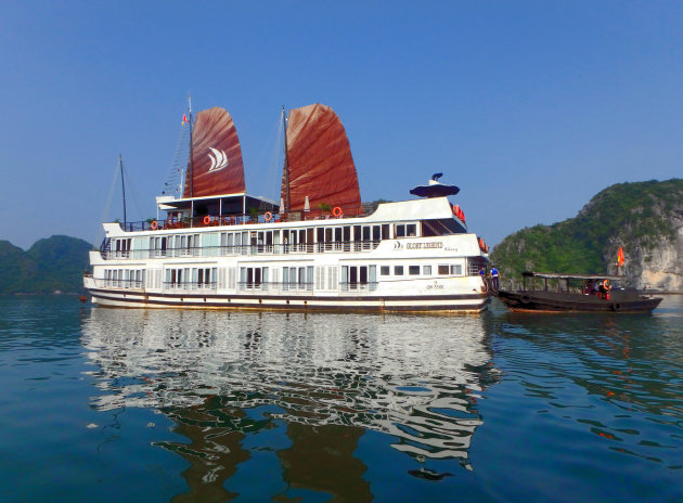 Halong Glory Legend cruise