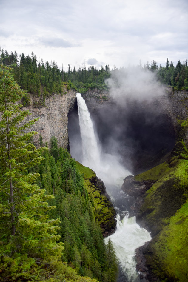 Helmcken Falls