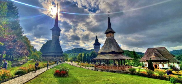 Torens van de Bârsana Monastery