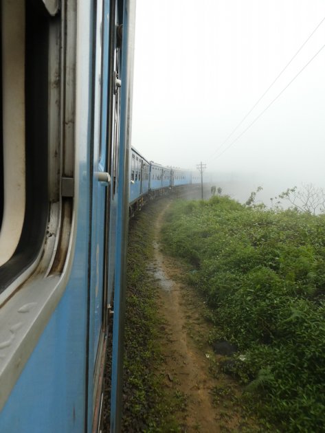 Treintocht in de mist