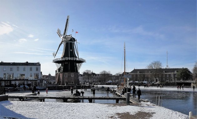 IJspret bij De Molen De Adriaan