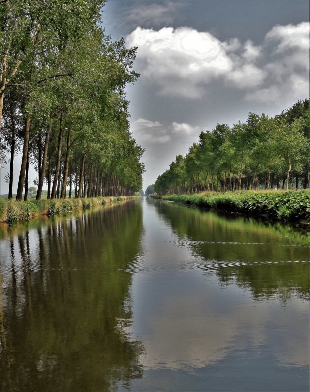 Verpozen op de Damse vaart