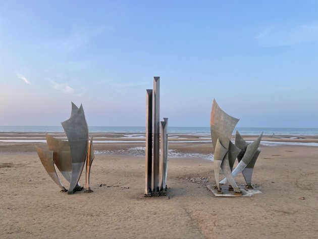 Het Omaha Beach monument Les Braves