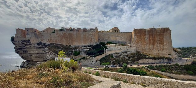 In Bonifacio kom je niet makkelijk binnen