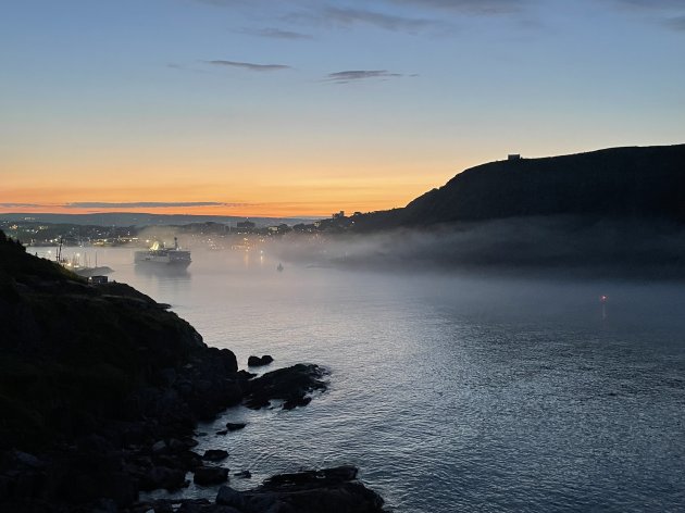 Zicht op de haven van St. John's, Newfoundland