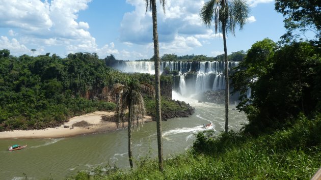 Iquazu, breedste waterval ter wereld.