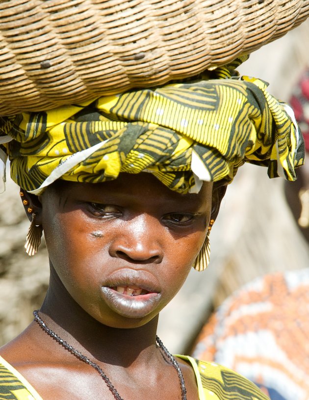 vrouw op de markt in Djenne