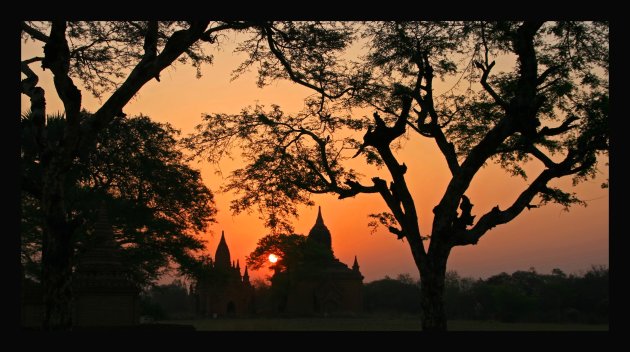 Bagan sunrise