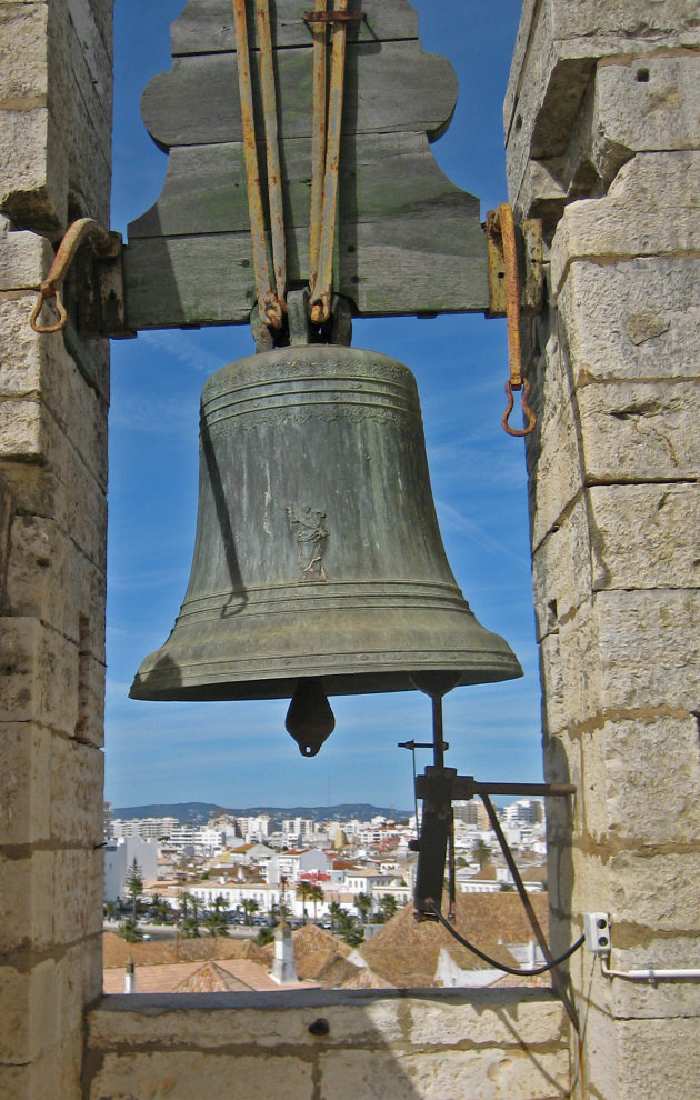 Gebeier boven Faro