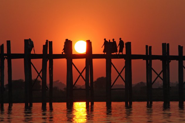 U Bein's Bridge