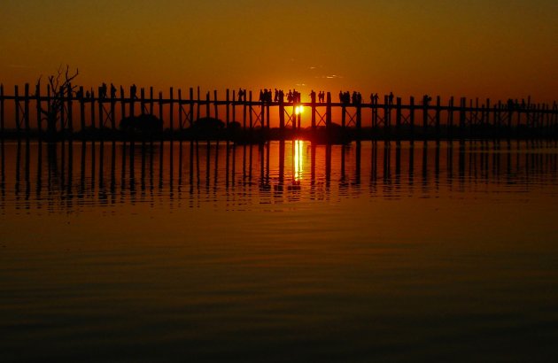 U Bein bridge