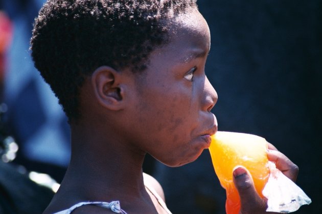 Drinken op de Manzini markt 