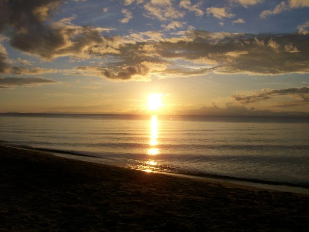 zonsopkomst bij malawi lake