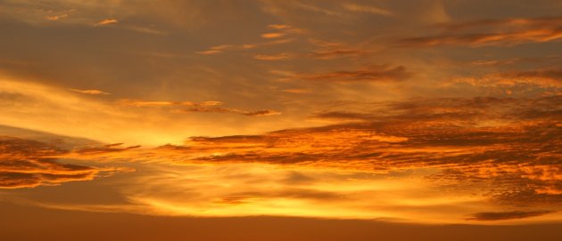 Brandende wolken