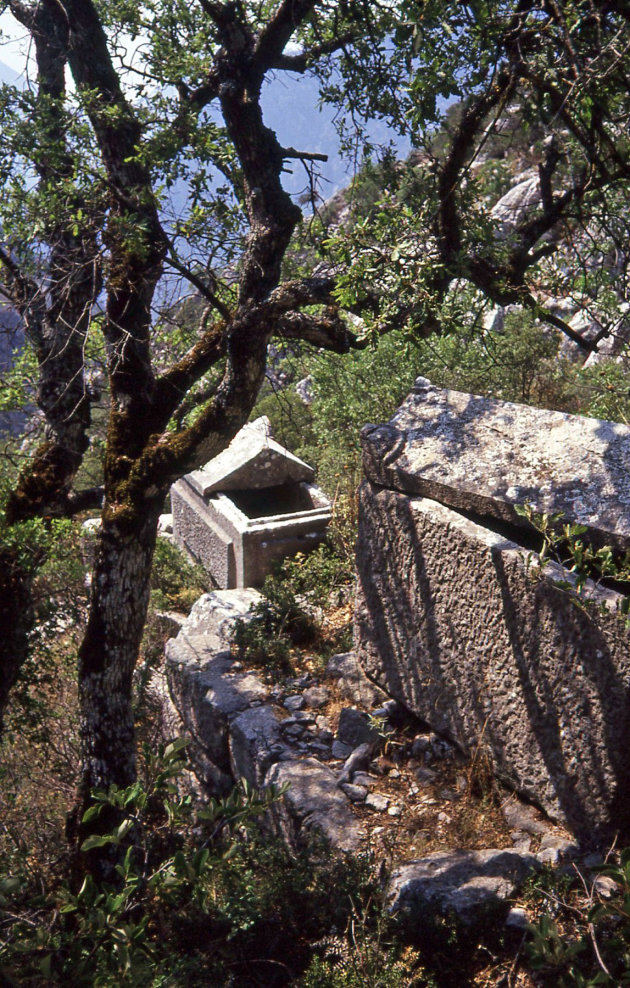 In de Necropolis van Termessos.