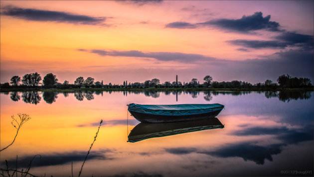 Oude Waal in Twilight