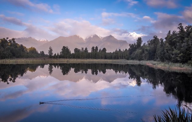 Mirror lake