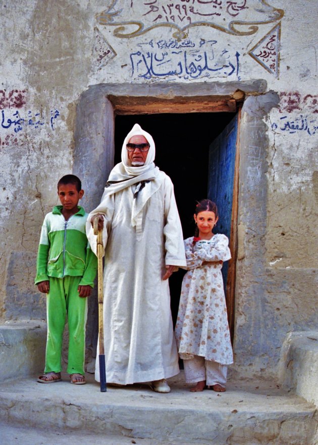 Hadji met kleinkinderen