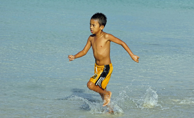 loopjongen op Boracay Island