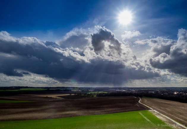 Achter regen zit zonneschijn.