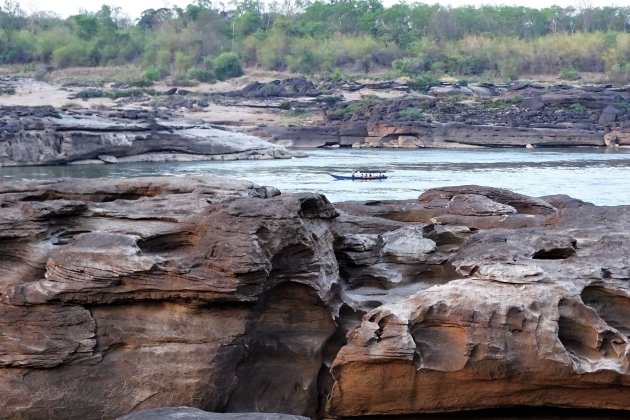 Rotsen in de Mekong.