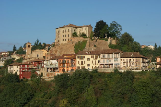 Uitzicht vanuit hotelkamer op Castellinaldo