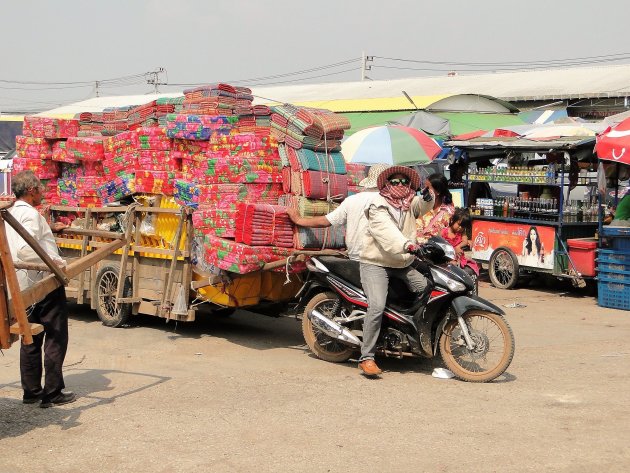 Vervoer op de markt.