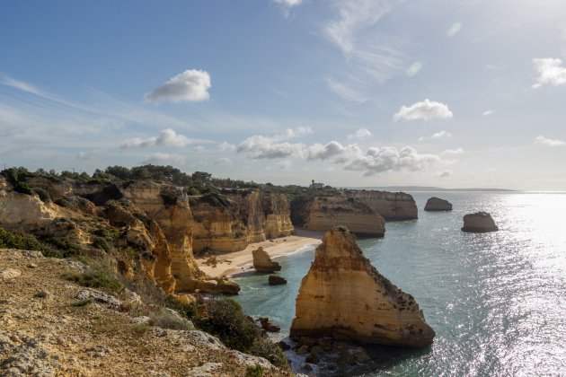 Praia da Marinha, een camper plek met allure 