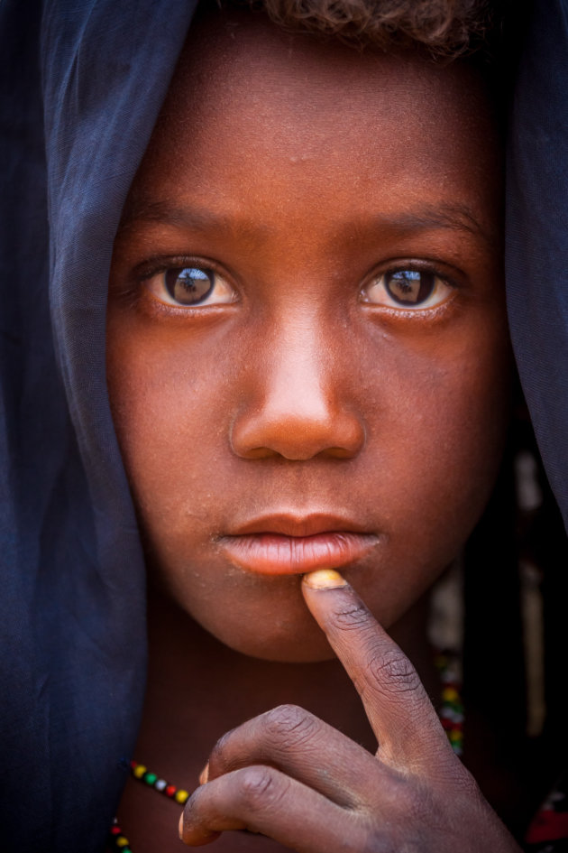 Verlegen Wodaabe-meisje