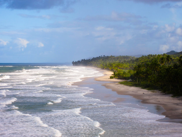 Praia de Itacarezinho