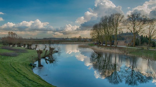 Spiegeltje, spiegeltje aan de wand