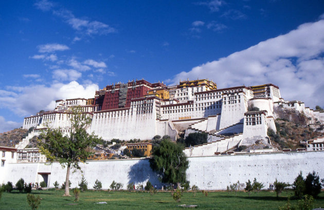 Potala in de zon